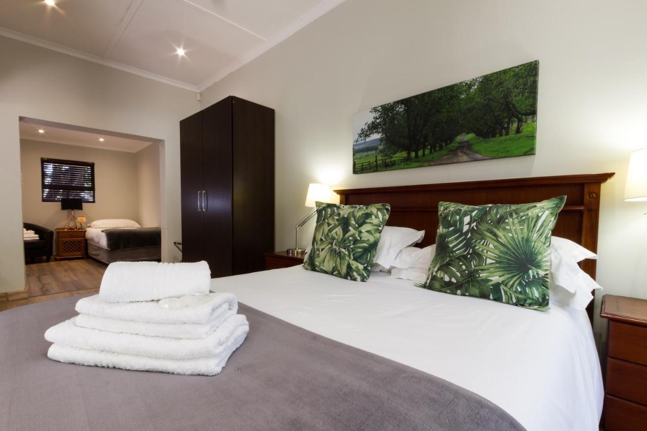 The Pecan Tree Guesthouse Sandton Bagian luar foto